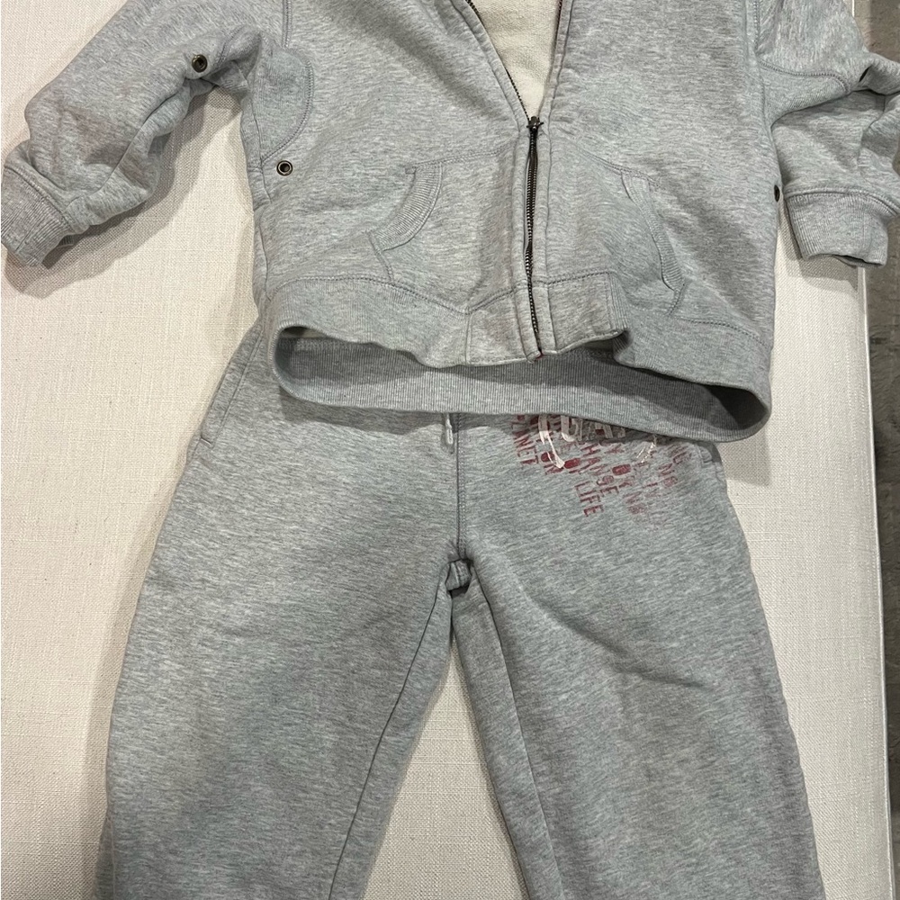 GAP Gray Sweatpants and Sweatshirt Set Relaxed Fit